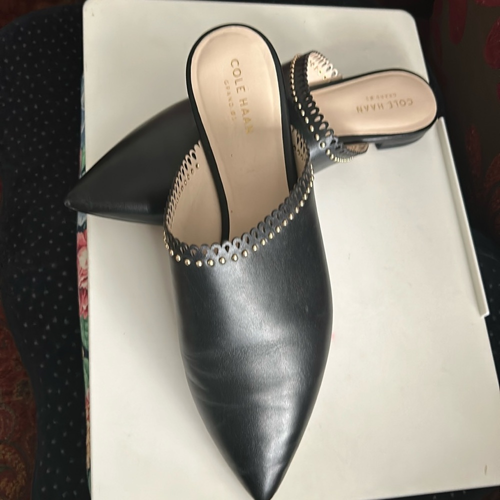 Like new lovely flats